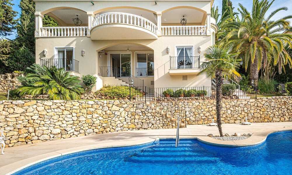 Traditional-Mediterranean luxury villa for sale with sea views in gated community on the Golden Mile of Marbella 54404