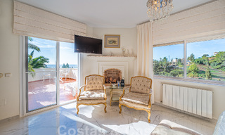 Traditional-Mediterranean luxury villa for sale with sea views in gated community on the Golden Mile of Marbella 54407 