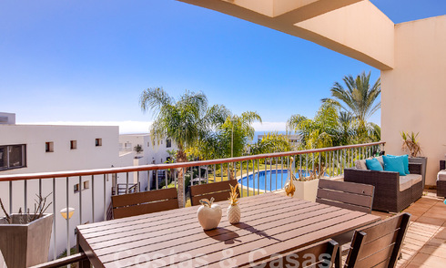 Modern 3-bedroom apartment for sale with sea views in the hills of Los Monteros, East Marbella 52763