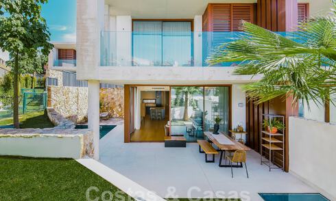 Modern semi-detached villa for sale, walking distance to Puente Romano on Marbella's Golden Mile 52736