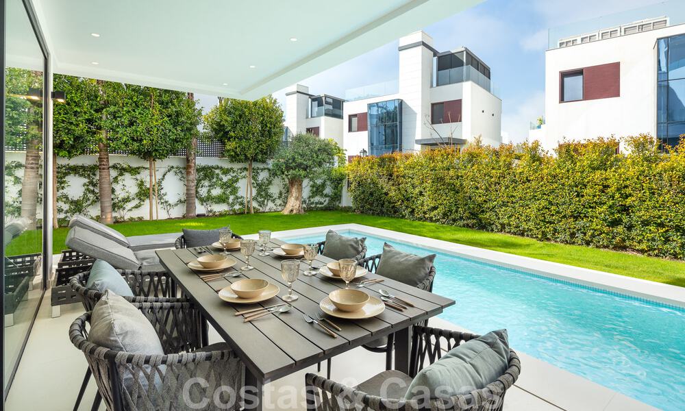 Move-in ready, modern luxury villa for sale, beachside Golden Mile, Marbella 51782