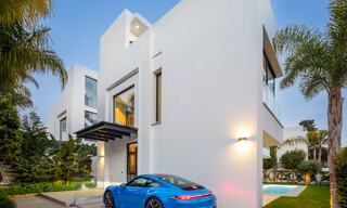 Move-in ready, modern luxury villa for sale, beachside Golden Mile, Marbella 51804 