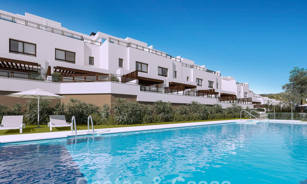 New development consisting of 8 townhouses for sale, with open views of the golf courses of the coveted golf resort of La Cala Golf, Mijas 53262