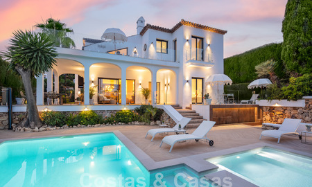 Luxurious villa for sale with a traditional architectural style located in a gated community of Nueva Andalucia, Marbella 53690