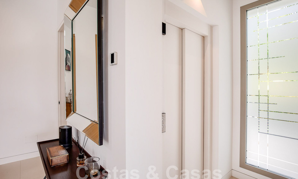 Move-in ready, modern luxury villa for sale within walking distance of the beach in a privileged area near Guadalmina Baja, Marbella - Estepona 53861