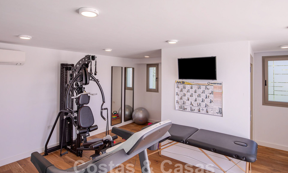 Move-in ready, modern luxury villa for sale within walking distance of the beach in a privileged area near Guadalmina Baja, Marbella - Estepona 53870