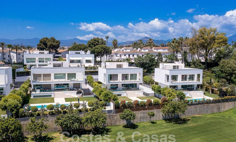 Move-in ready, modern luxury villa for sale within walking distance of the beach in a privileged area near Guadalmina Baja, Marbella - Estepona 53878