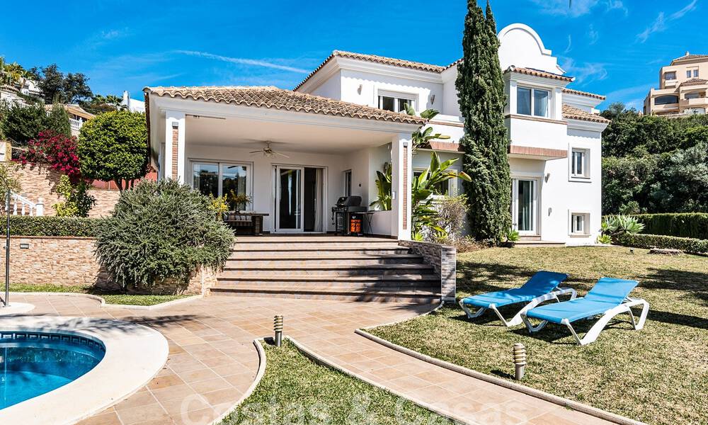 Charming villa for sale close to Elviria beach east of Marbella centre 53887