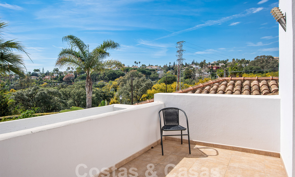 Charming villa for sale close to Elviria beach east of Marbella centre 53891