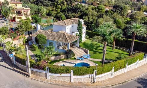 Charming villa for sale close to Elviria beach east of Marbella centre 53900