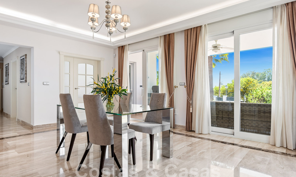 Charming villa for sale close to Elviria beach east of Marbella centre 53906