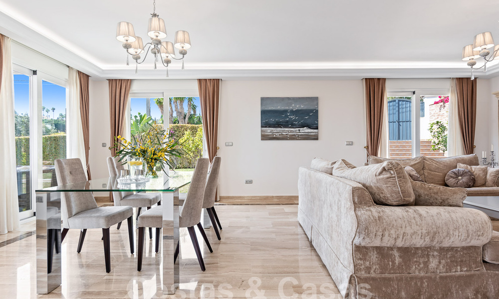 Charming villa for sale close to Elviria beach east of Marbella centre 53909