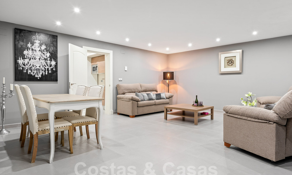 Charming villa for sale close to Elviria beach east of Marbella centre 53926