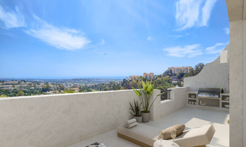 Top quality apartment with spacious terrace and undisturbed sea views for sale in Benahavis - Marbella 53954