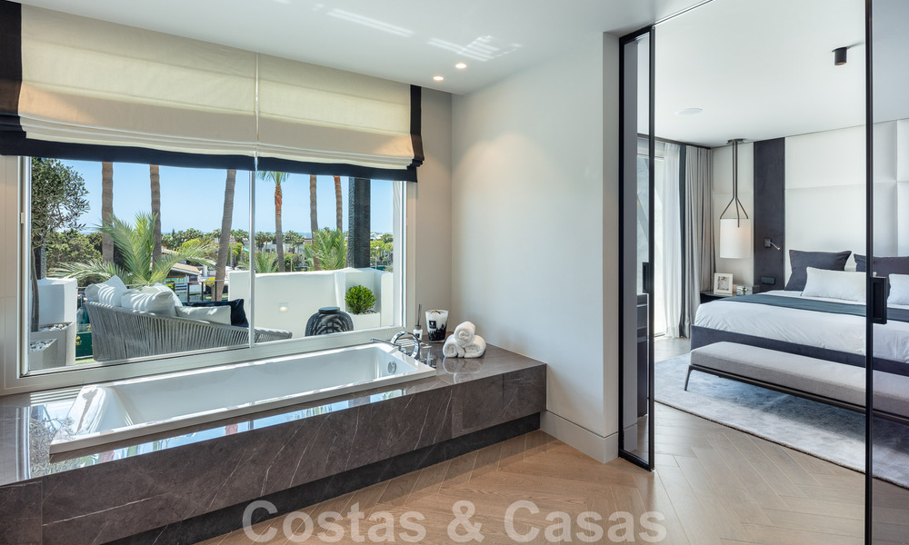 Boutique penthouse for sale in Marina Puente Romano on Marbella's Golden Mile 51829