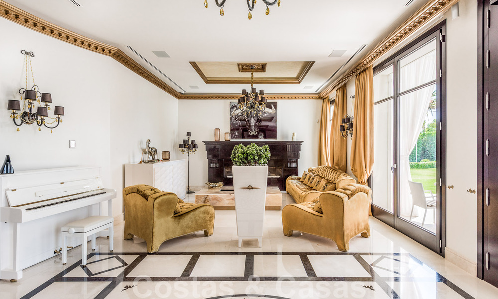 Majestic, high-end luxury villa for sale with 7 bedrooms in an exclusive urbanisation east of Marbella centre 52008