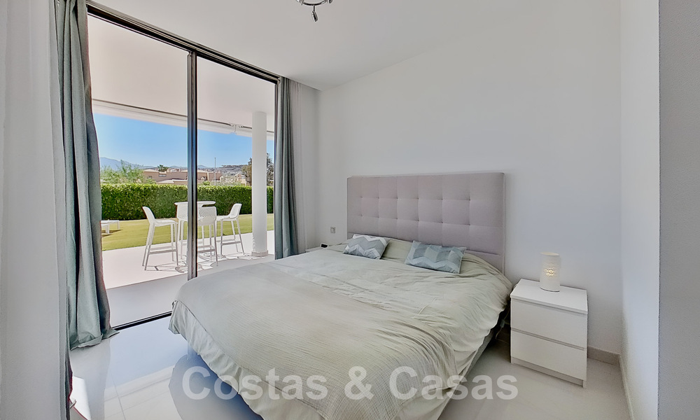 Modern garden apartment for sale with 3 bedrooms in golf resort on the New Golden Mile between Marbella and Estepona 53235