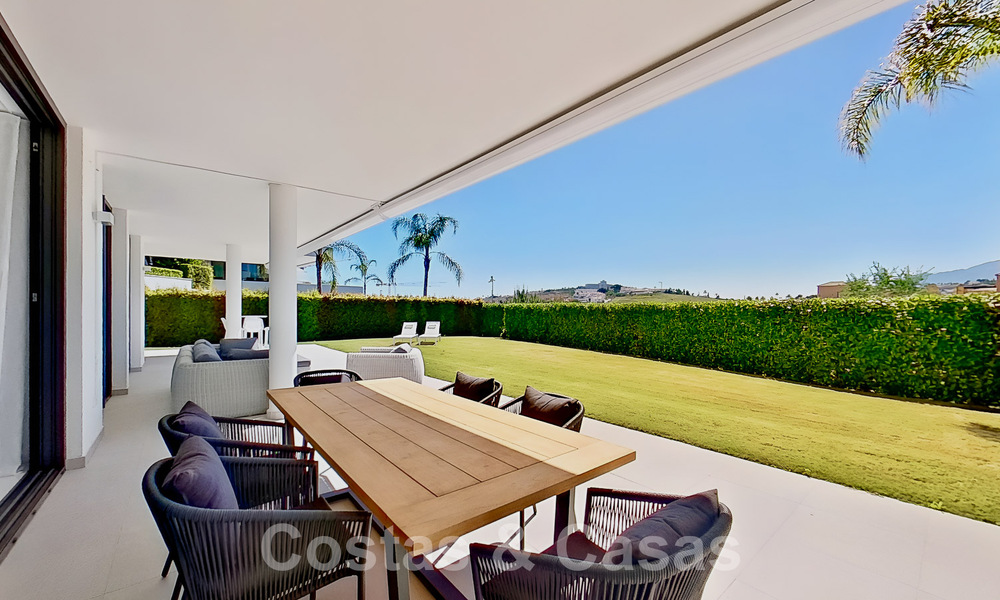 Modern garden apartment for sale with 3 bedrooms in golf resort on the New Golden Mile between Marbella and Estepona 53238