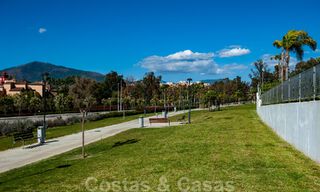 Modern garden apartment for sale with 3 bedrooms in golf resort on the New Golden Mile between Marbella and Estepona 53255 