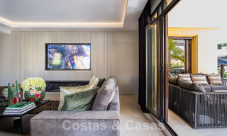 4-bedroom luxury apartment for sale in exclusive second-line beach complex in Puerto Banus, Marbella 52103 