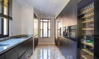 Luxury apartment for sale in exclusive second-line beach complex in Puerto Banus, Marbella 52110 