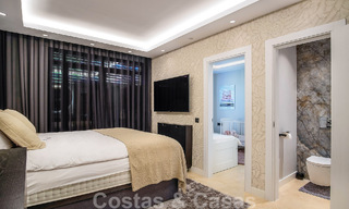 Luxury apartment for sale in exclusive second-line beach complex in Puerto Banus, Marbella 52114 