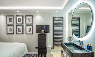 4-bedroom luxury apartment for sale in exclusive second-line beach complex in Puerto Banus, Marbella 52122 
