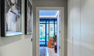 Luxury apartment for sale in exclusive second-line beach complex in Puerto Banus, Marbella 52127 