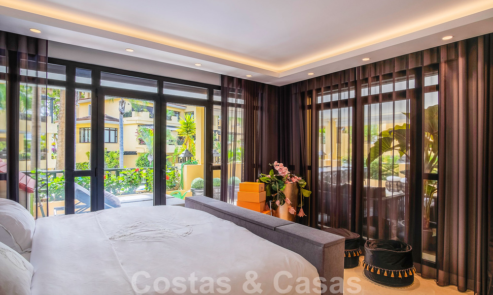 4-bedroom luxury apartment for sale in exclusive second-line beach complex in Puerto Banus, Marbella 52132