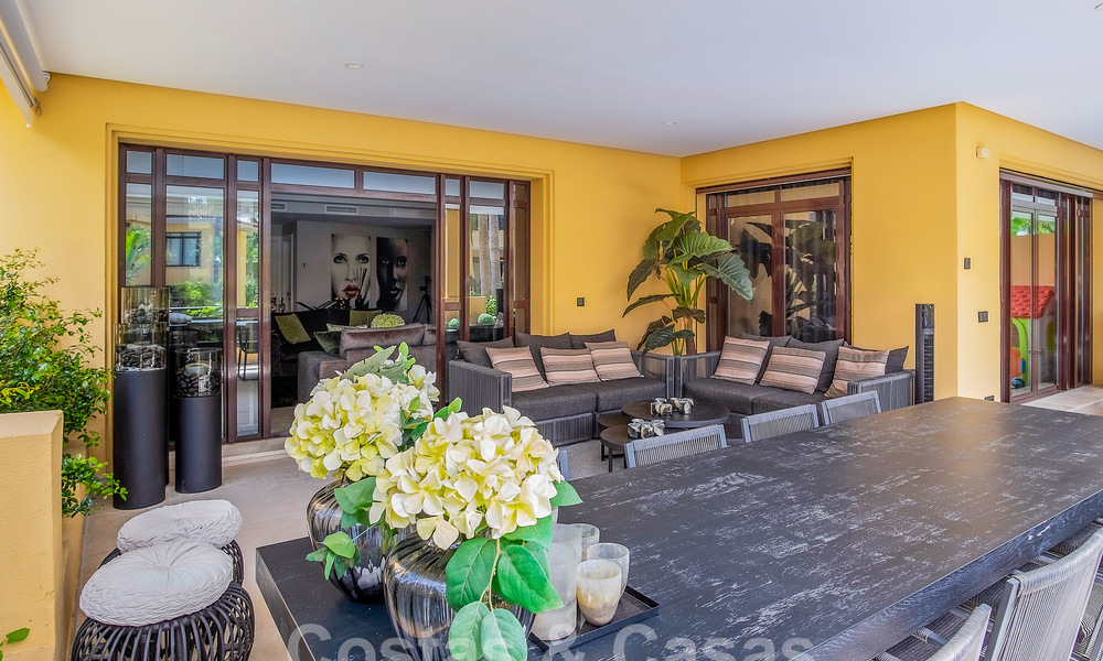 4-bedroom luxury apartment for sale in exclusive second-line beach complex in Puerto Banus, Marbella 52133