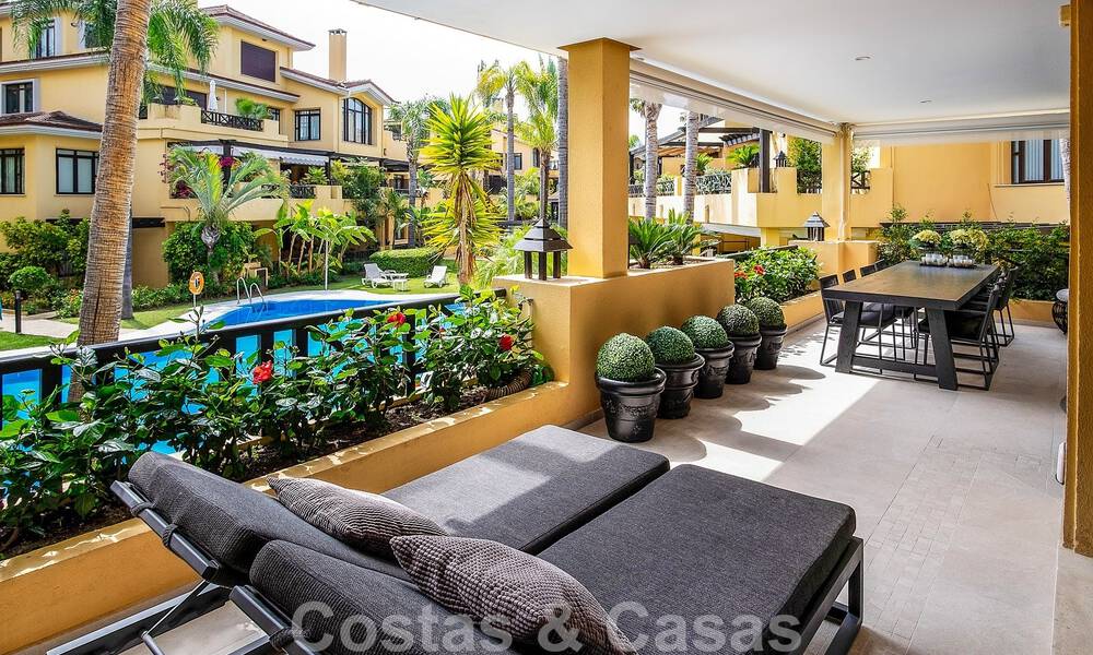 Luxury apartment for sale in exclusive second-line beach complex in Puerto Banus, Marbella 52138
