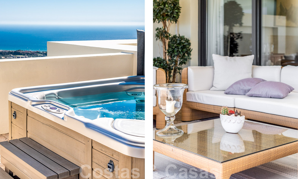 Modern duplex penthouse for sale with panoramic sea views, located in a coveted complex in Los Monteros, Marbella 52259