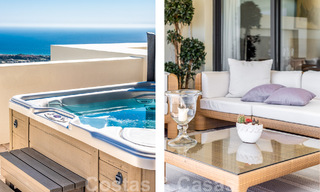 Modern duplex penthouse for sale with panoramic sea views, located in a coveted complex in Los Monteros, Marbella 52259 
