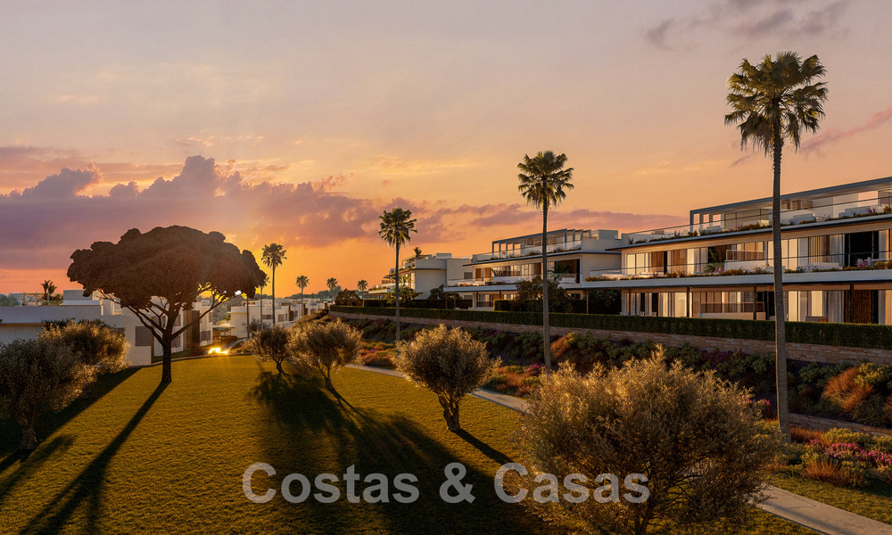 New project of prestige apartments for sale with private pool adjacent to golf course in East Marbella 52419