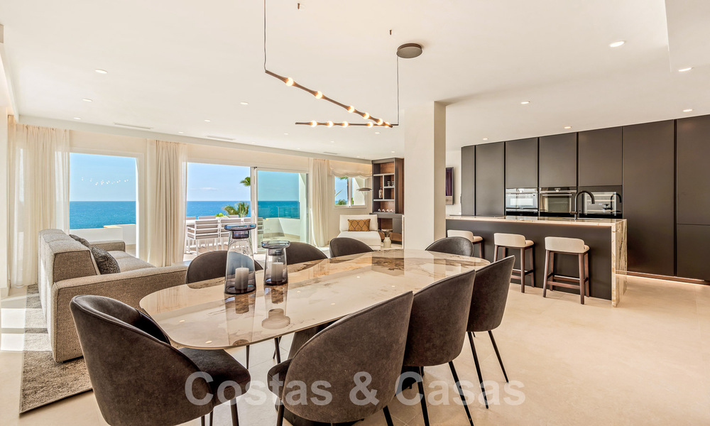 Contemporary renovated penthouse for sale in frontline beach complex with frontal sea views, New Golden Mile between Marbella and Estepona 52874