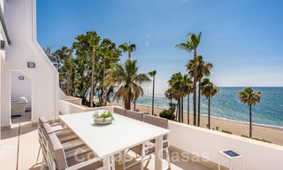 Contemporary renovated penthouse for sale in frontline beach complex with frontal sea views, New Golden Mile between Marbella and Estepona 52891 