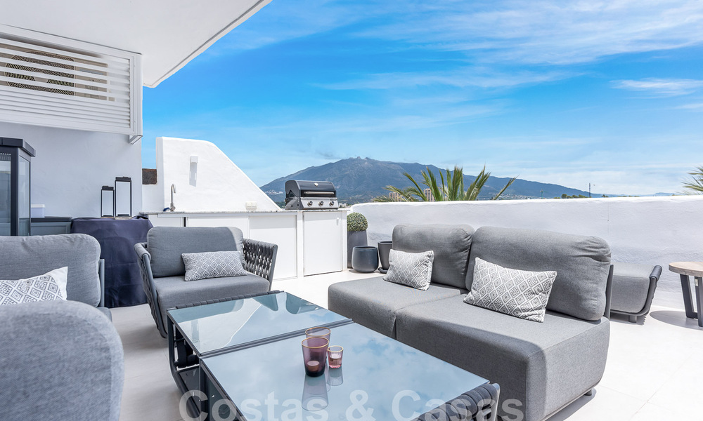 Contemporary renovated penthouse for sale with mountain and sea views in Nueva Andalucia, Marbella 53598