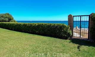 Majestic frontline beach villa for sale, between Marbella and Estepona 29611 