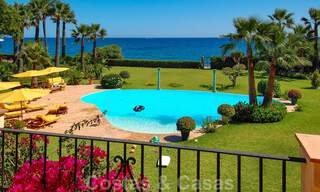 Majestic frontline beach villa for sale, between Marbella and Estepona 29638 