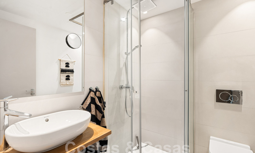 Contemporary penthouse for sale with outstanding sea views and within walking distance to the beach in Fuengirola - Benalmadena, Costa del Sol 54286