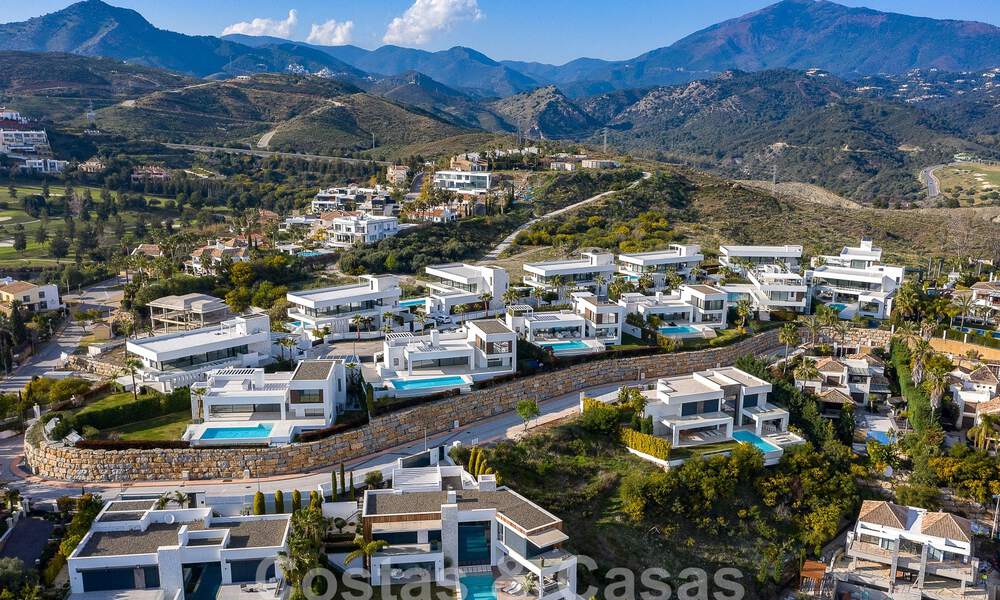 Modernist luxury villa for sale with magnificent sea and golf views in Benahavis - Marbella 54466