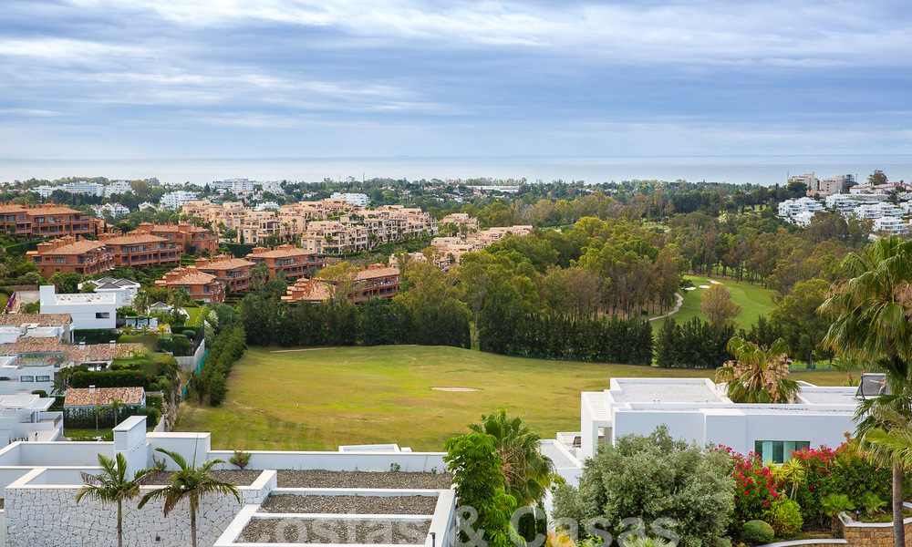 Modernist luxury villa for sale with magnificent sea and golf views in Benahavis - Marbella 54487
