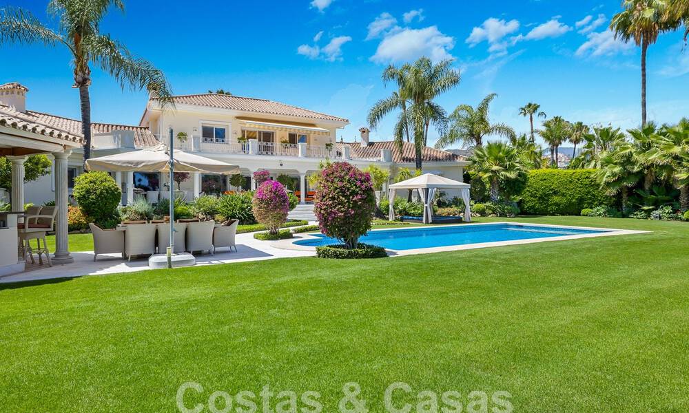 Mediterranean luxury villa for sale with 6 bedrooms in privileged golf surroundings in Nueva Andalucia's valley, Marbella 53187