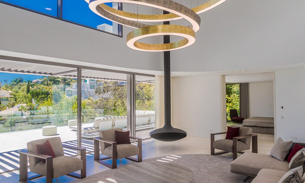 Move-in ready, new, modern 6-bedroom luxury villa for sale with sea views in La Quinta, Marbella - Benahavis 54302