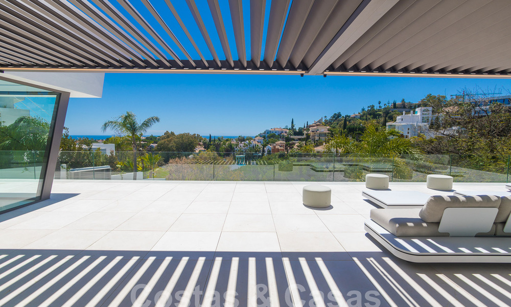 Move-in ready, new, modern 6-bedroom luxury villa for sale with sea views in La Quinta, Marbella - Benahavis 54306