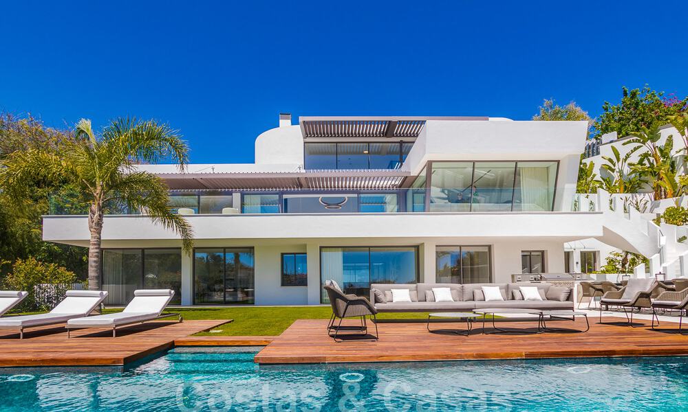 Move-in ready, new, modern 6-bedroom luxury villa for sale with sea views in La Quinta, Marbella - Benahavis 54314