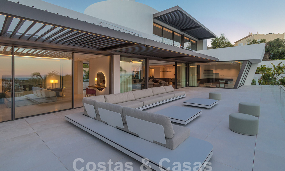 Move-in ready, new, modern 6-bedroom luxury villa for sale with sea views in La Quinta, Marbella - Benahavis 54316