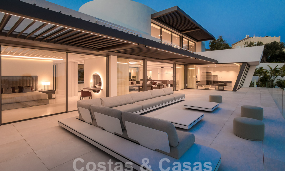 Move-in ready, new, modern 6-bedroom luxury villa for sale with sea views in La Quinta, Marbella - Benahavis 54318