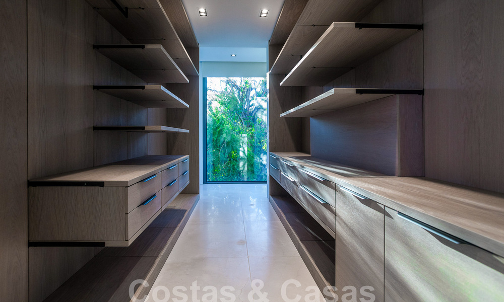 Move-in ready, new, modern 6-bedroom luxury villa for sale with sea views in La Quinta, Marbella - Benahavis 54332