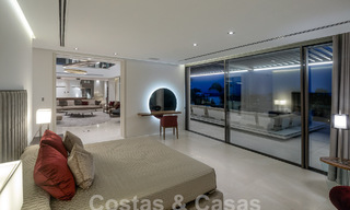 Move-in ready, new, modern 6-bedroom luxury villa for sale with sea views in La Quinta, Marbella - Benahavis 54333 